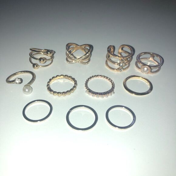 3/$25 Ring Set - Picture 5 of 5